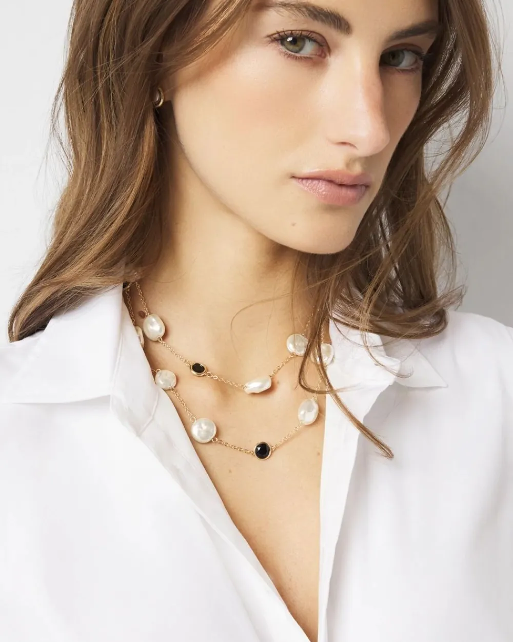 Black + White Single Strand Necklace*White House Black Market Sale