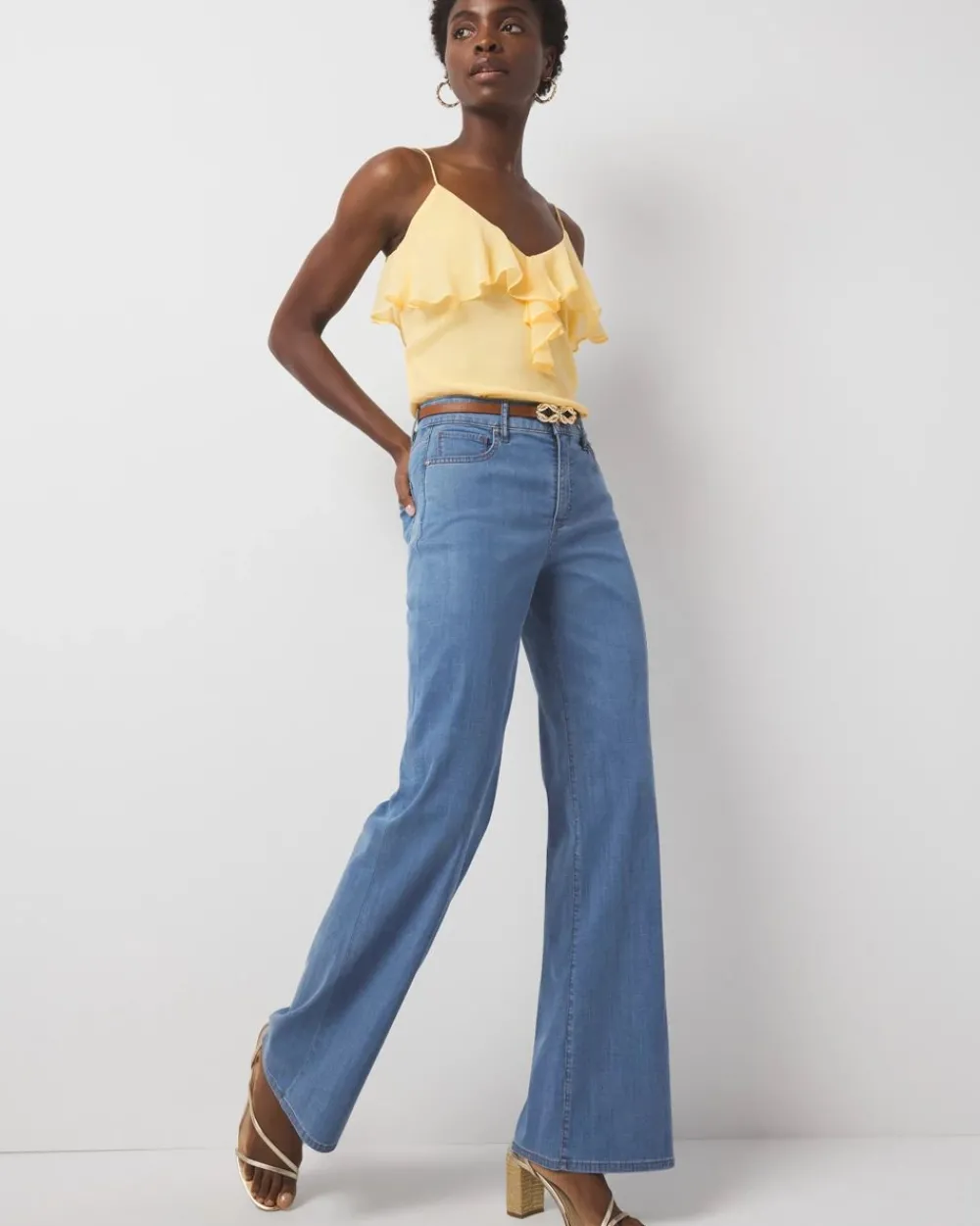 High-Rise Wide Leg Jean*White House Black Market Best