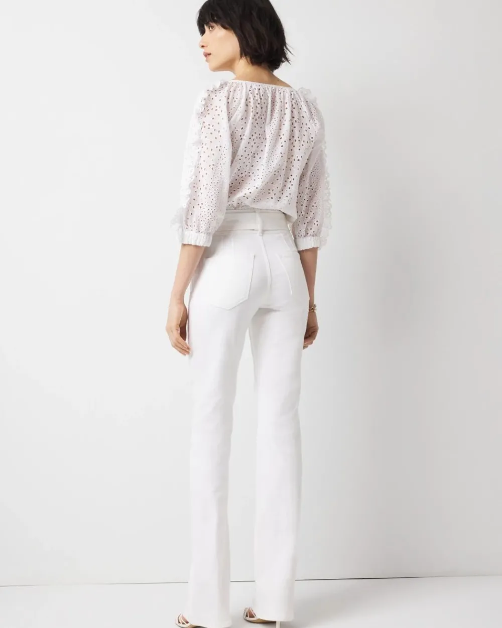 Petite Extra High-Rise Belted Skinny Flare Jean*White House Black Market Sale