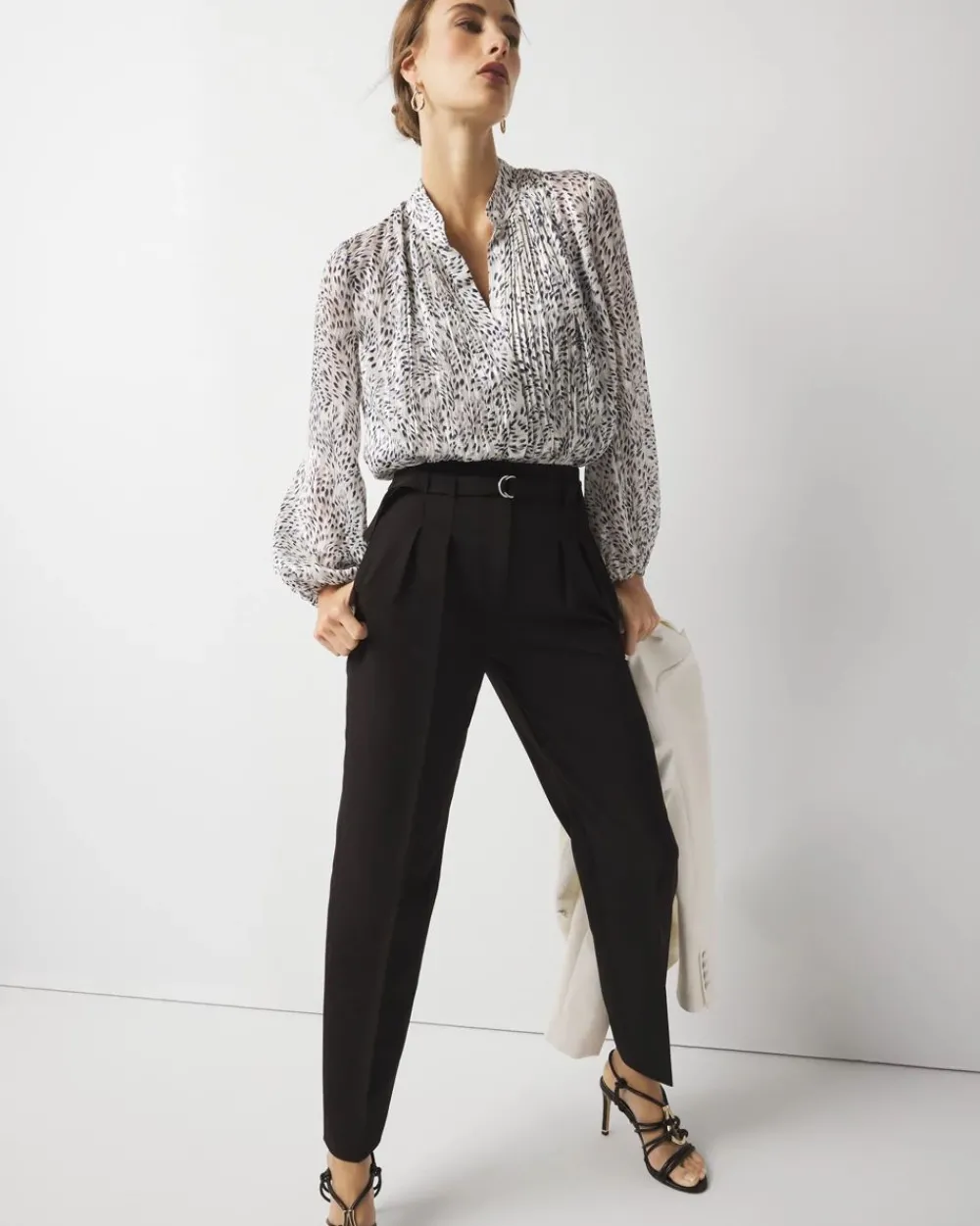Petite High-Rise Belted Tapered Ankle Pant*White House Black Market Clearance