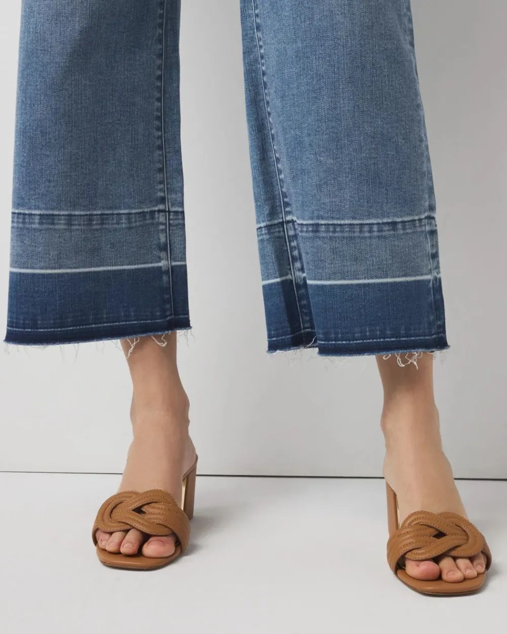 Petite High-Rise Everyday Soft Denim™ Released Hem Wide Leg Jean*White House Black Market Discount
