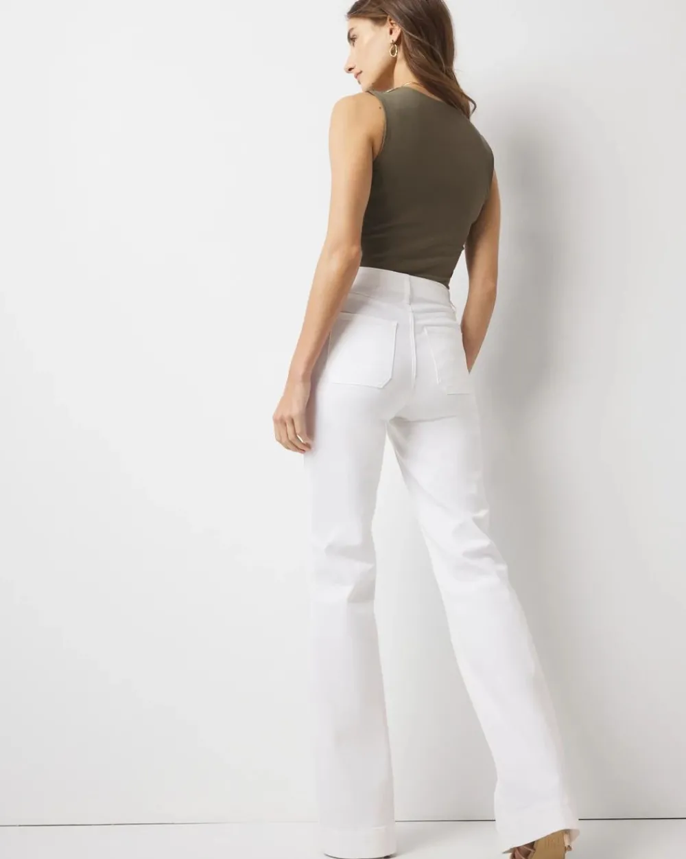 Petite High-Rise Novelty Chain Trouser Jean*White House Black Market Clearance