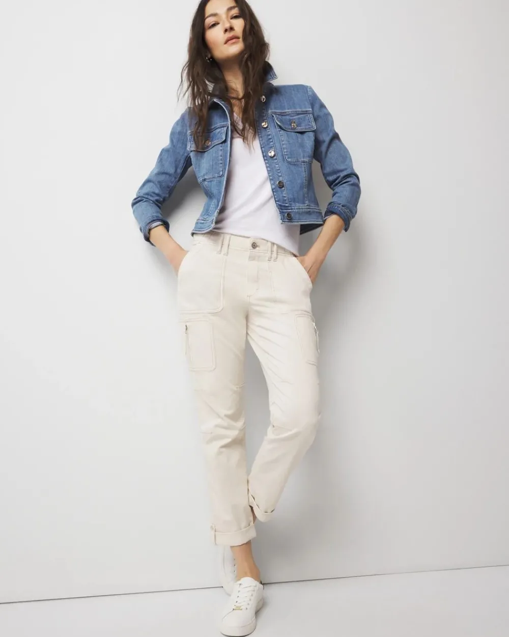 Petite Mid-Rise Pret-A-Pedi Straight Cropped Pants*White House Black Market Fashion
